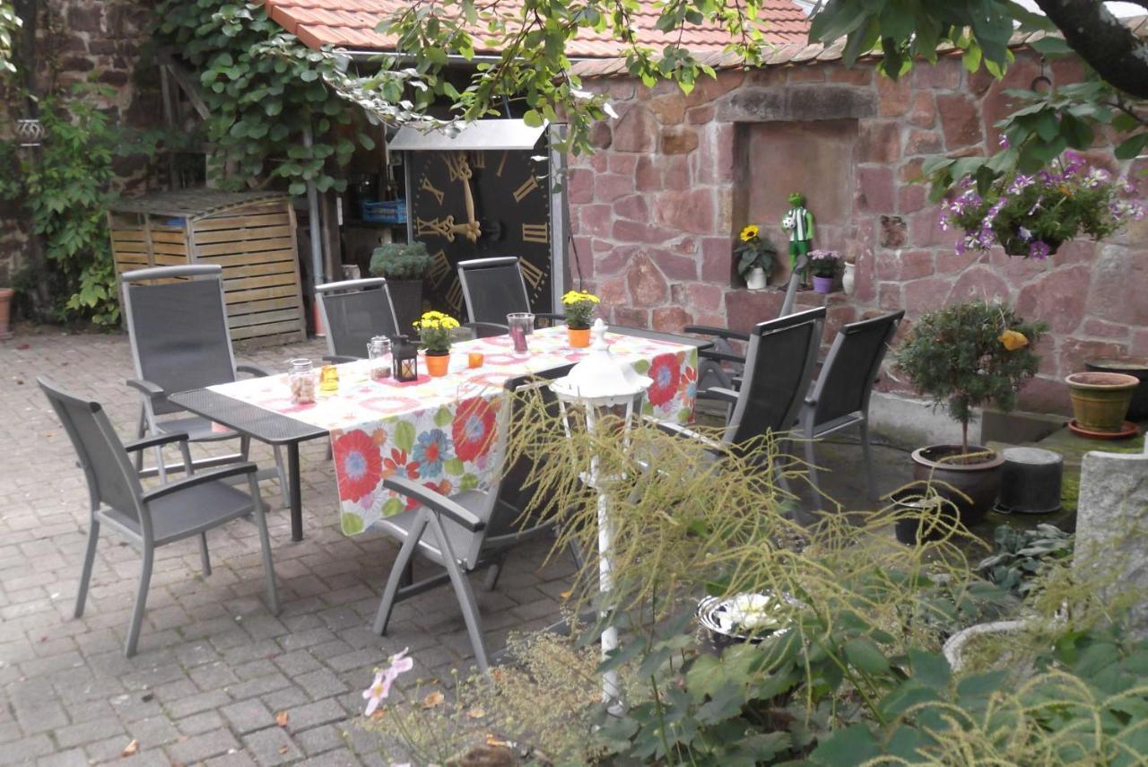 Galerie Ueber Den Gaerten Herbolzheim Bagian luar foto
